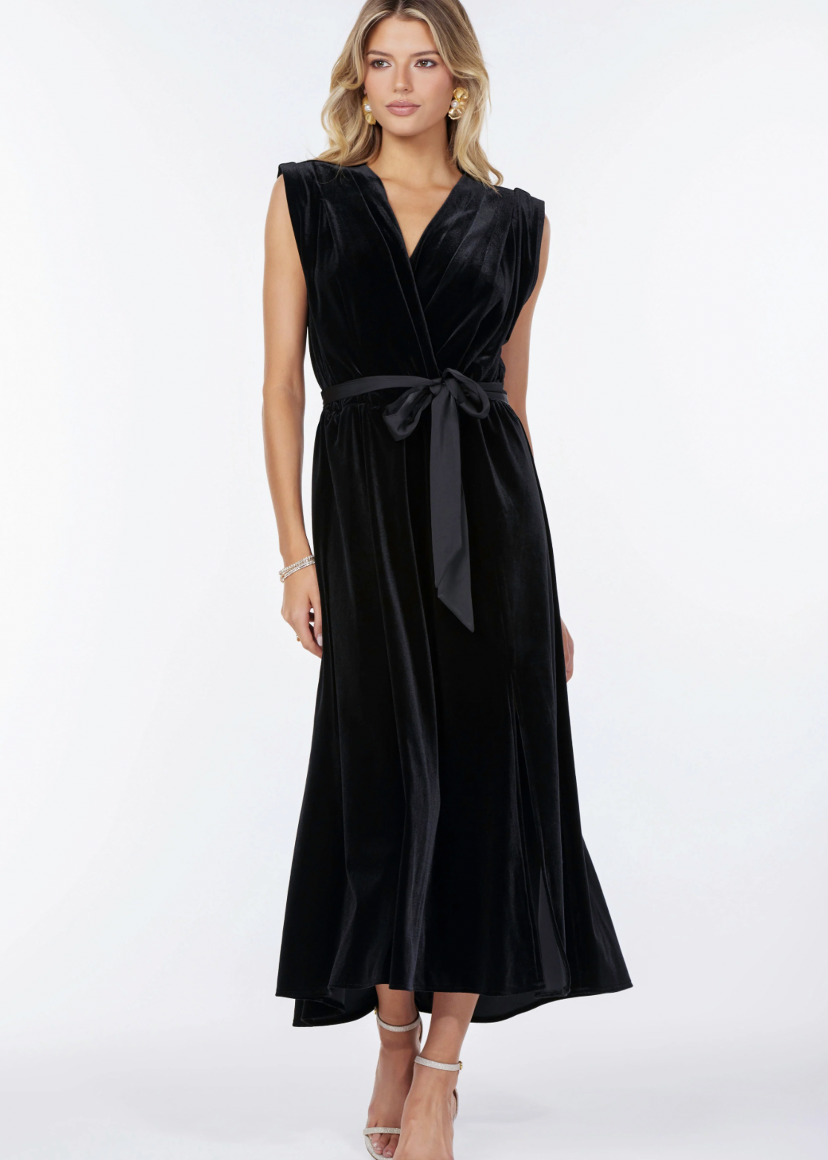 Elitaire Boutique Aeries Wrap Dress in Black Velvet