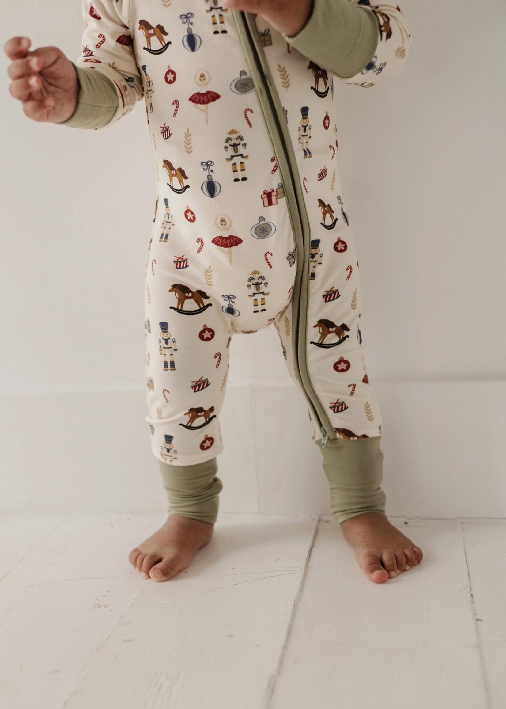 Elitaire Petite Nutcracker Zippered Sleeper