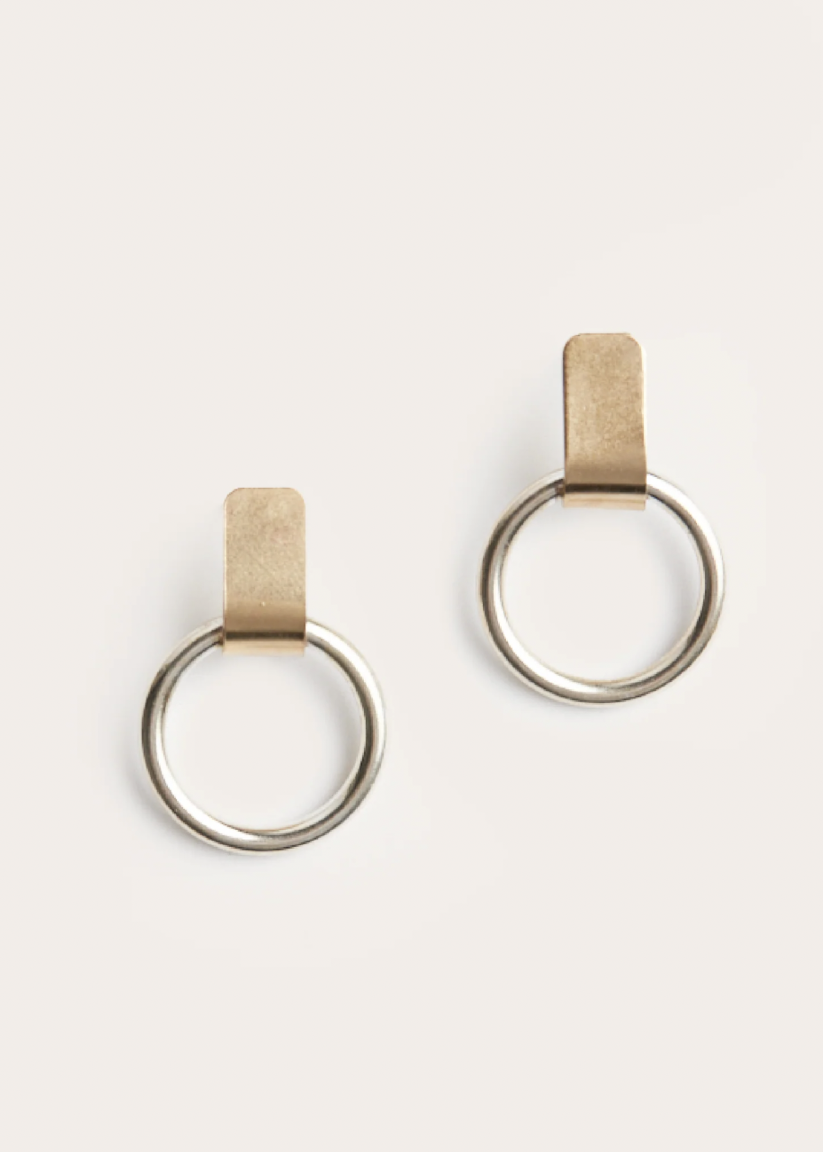 Elitaire Boutique Fonda Two Tone Earrings