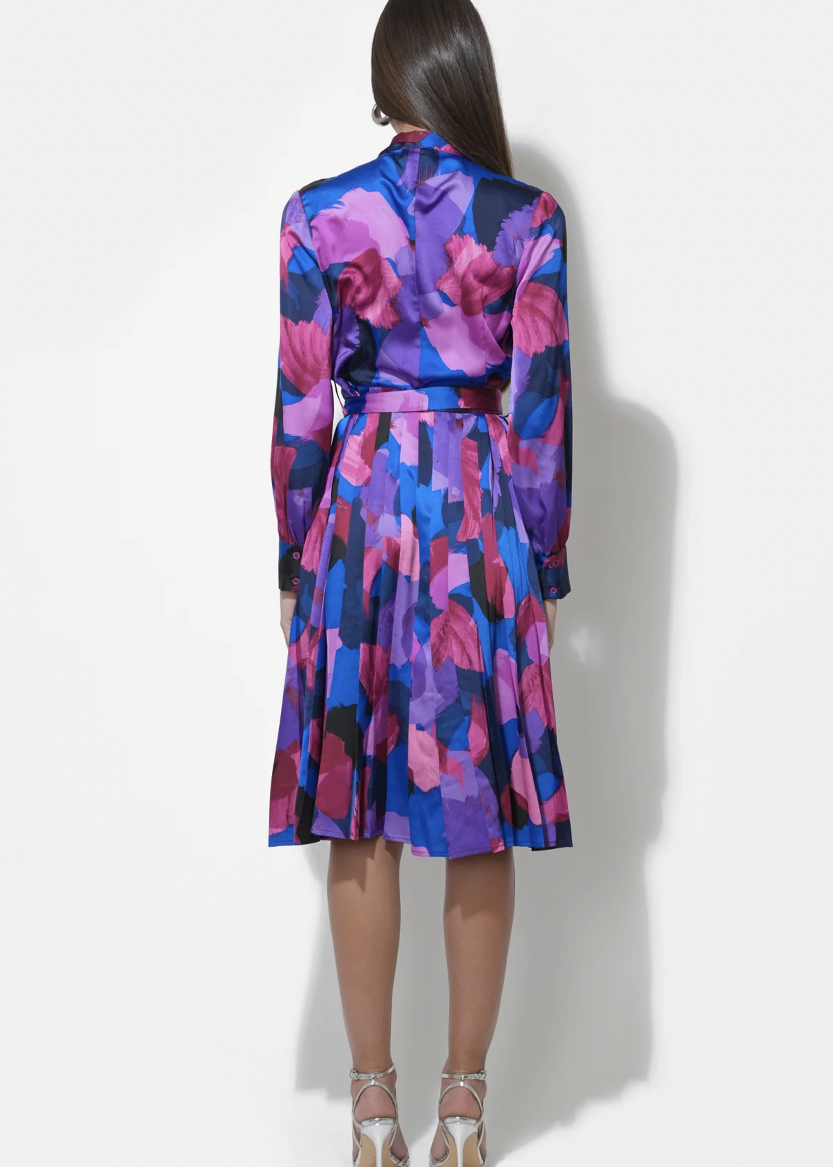 Elitaire Boutique Guinevere Midi Dress