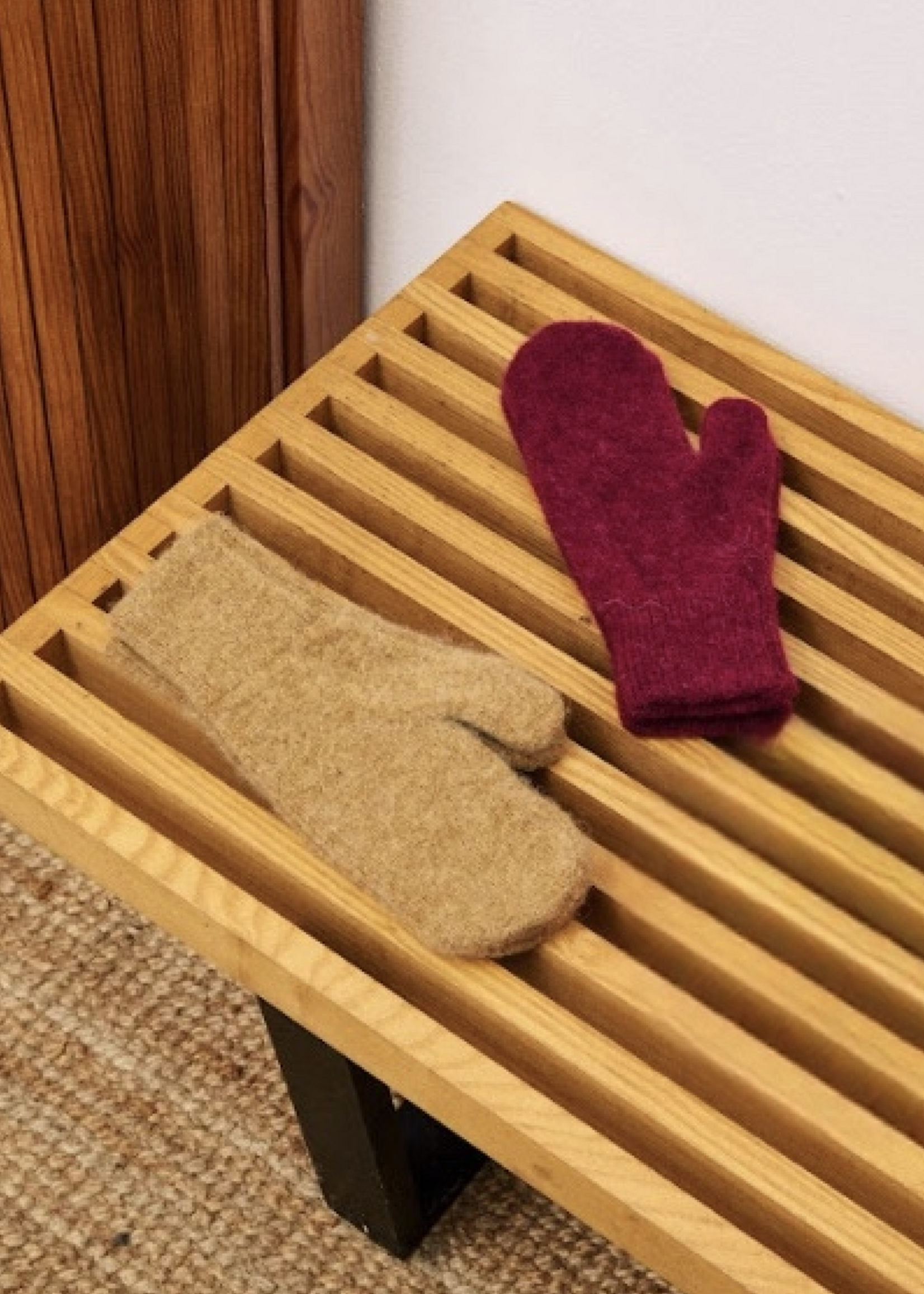 Elitaire Boutique Bordeaux Wool Blend Mittens