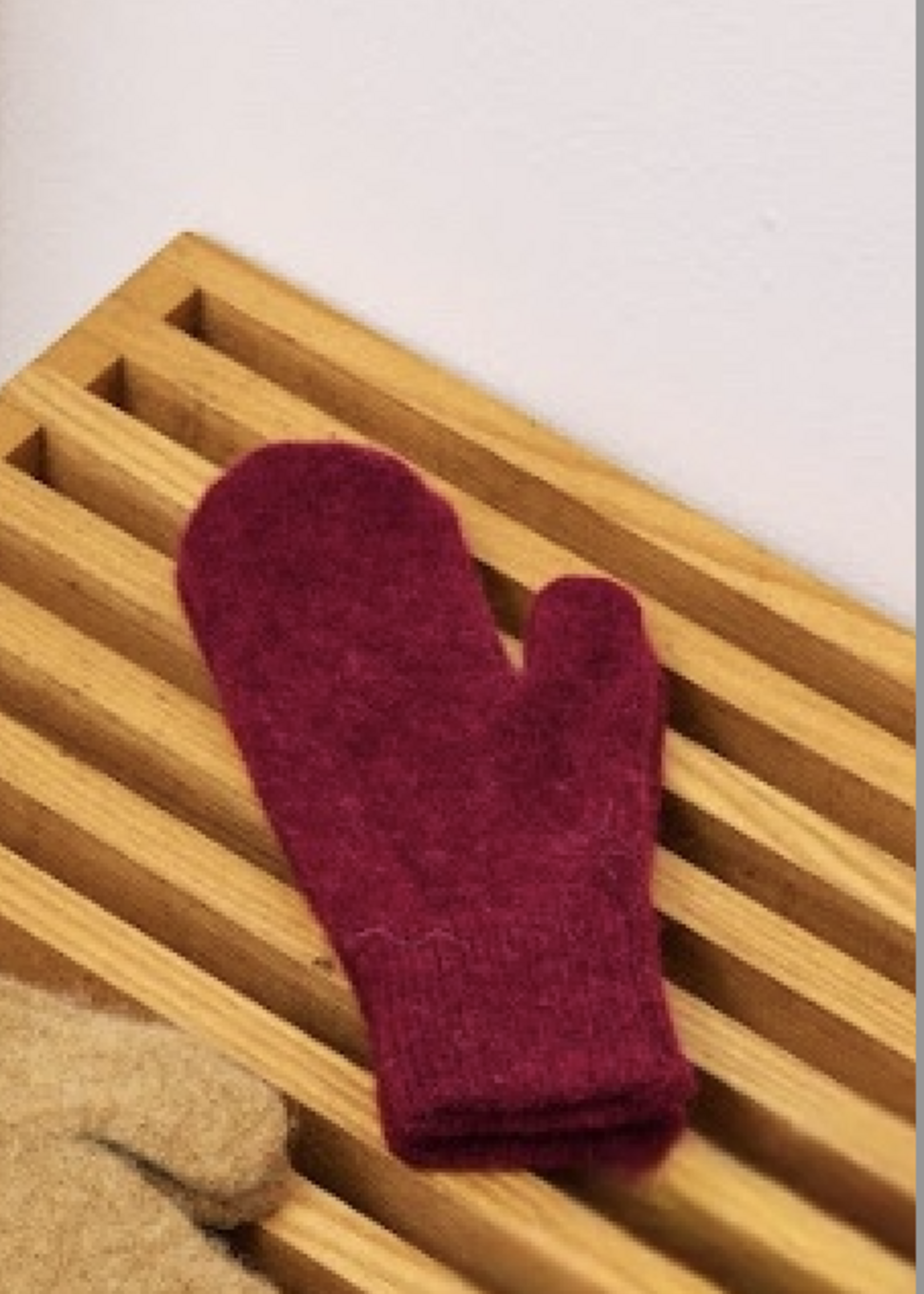 Elitaire Boutique Bordeaux Wool Blend Mittens