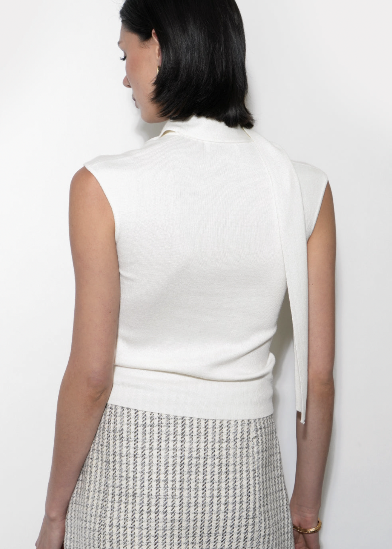 Elitaire Boutique Hannah Scarf Knit Top