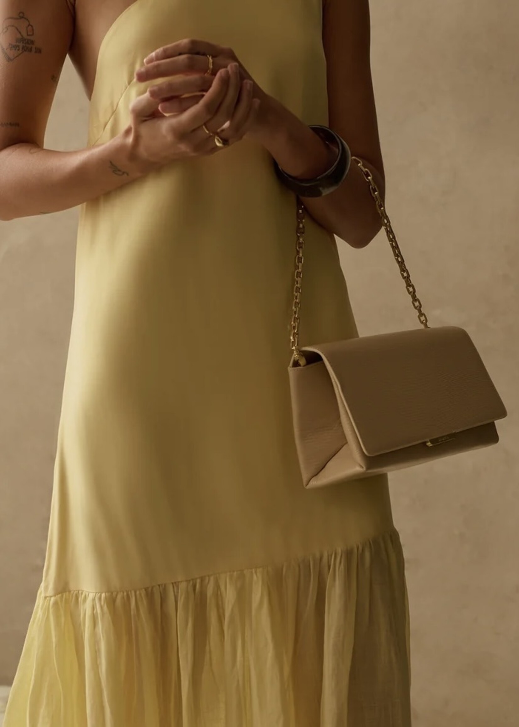 Elitaire Boutique The Sirolo in Almond Lizard