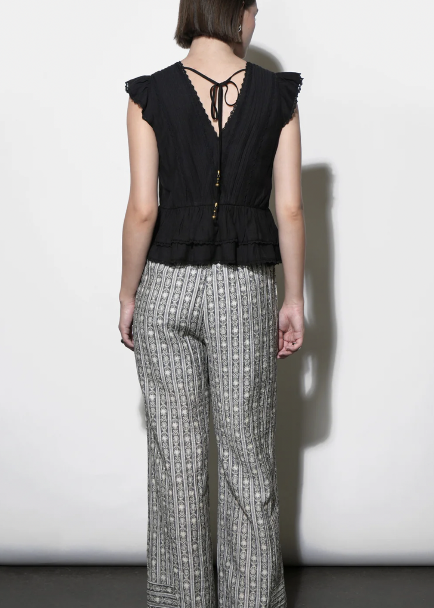 Elitaire Boutique Victoria Flutter Sleeve Top