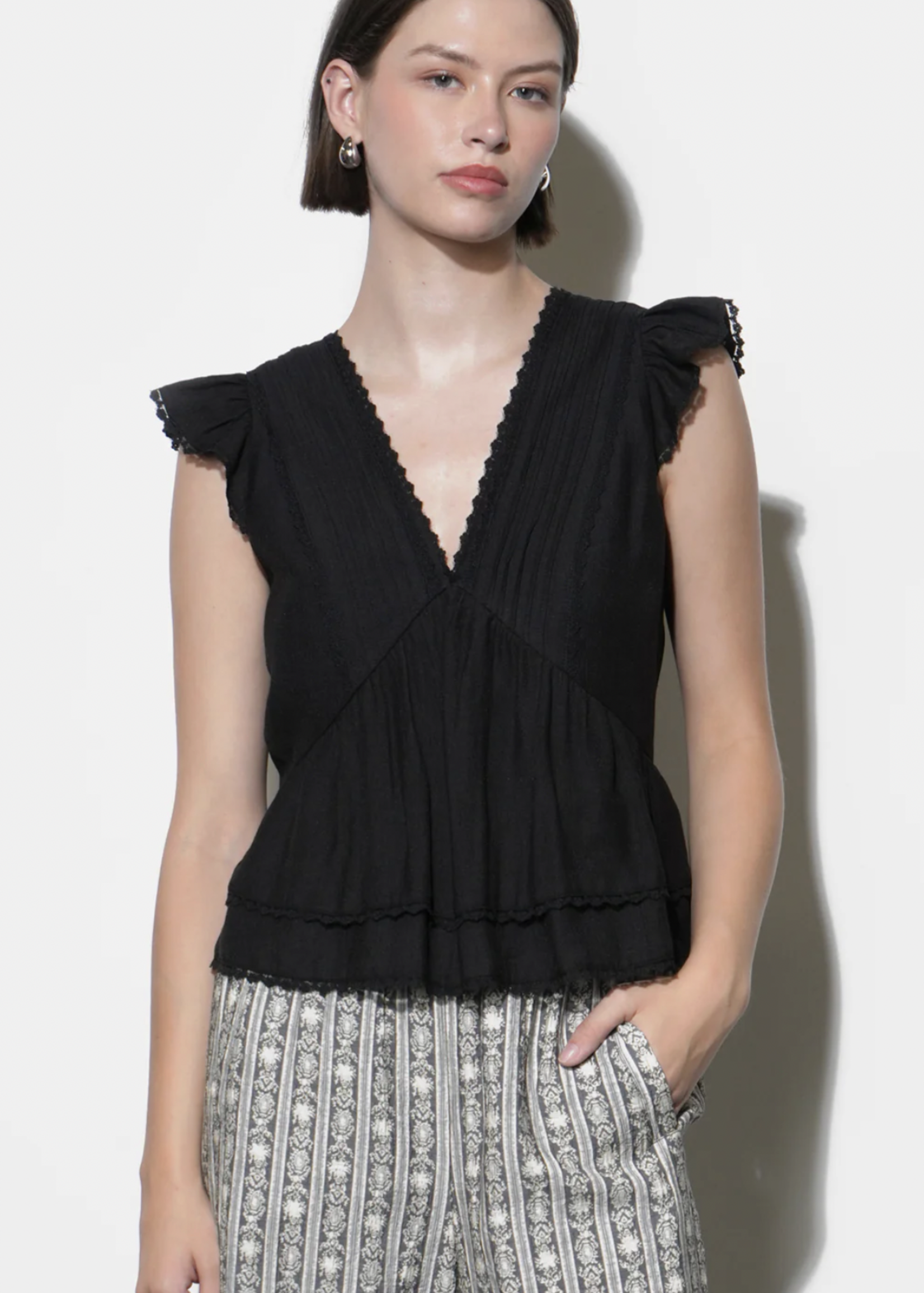 Elitaire Boutique Victoria Flutter Sleeve Top