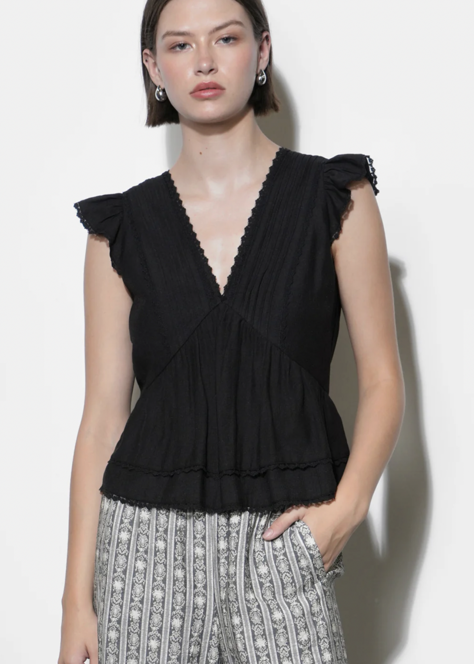 Elitaire Boutique Victoria Flutter Sleeve Top