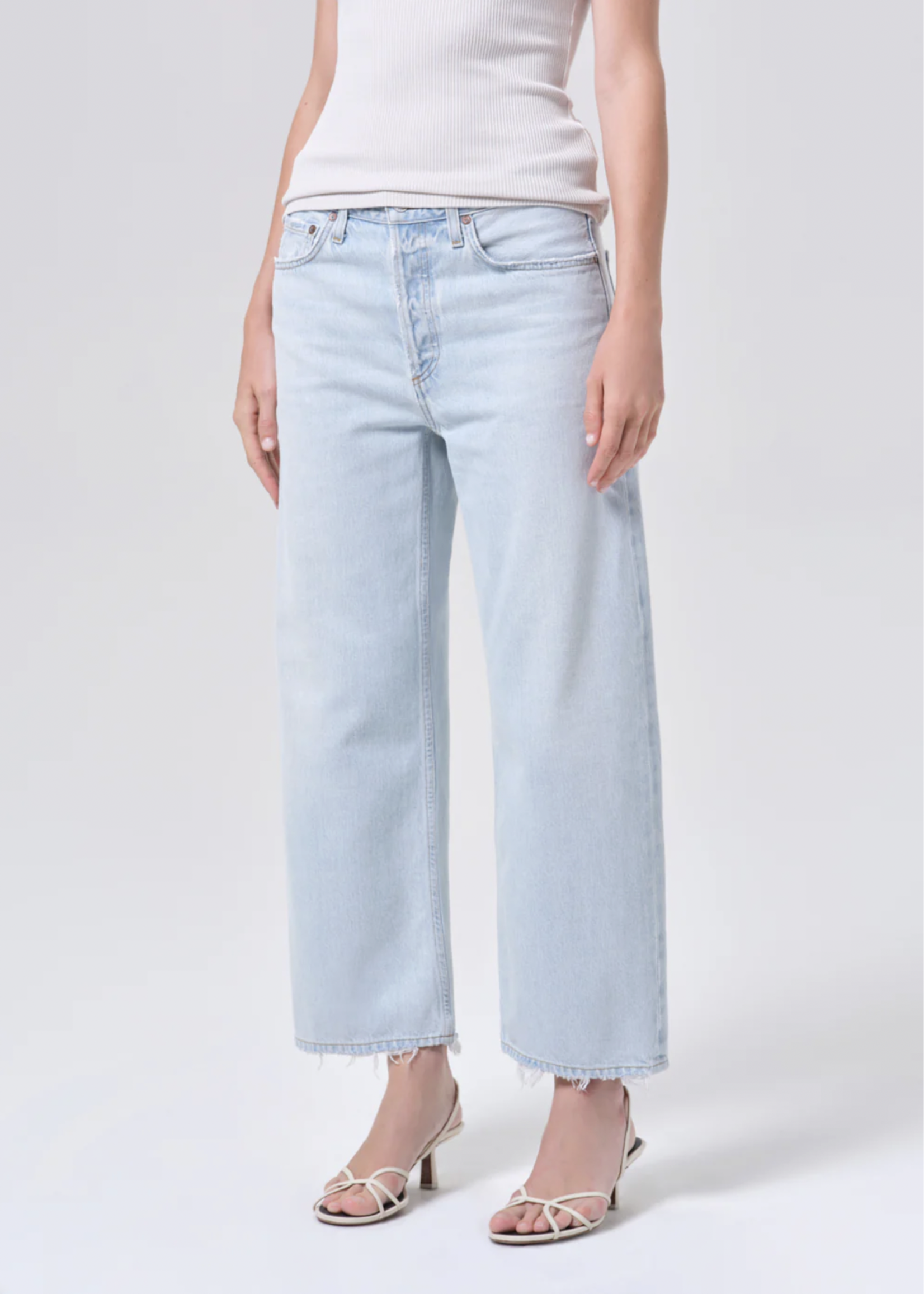 Elitaire Boutique Arc in Tangent