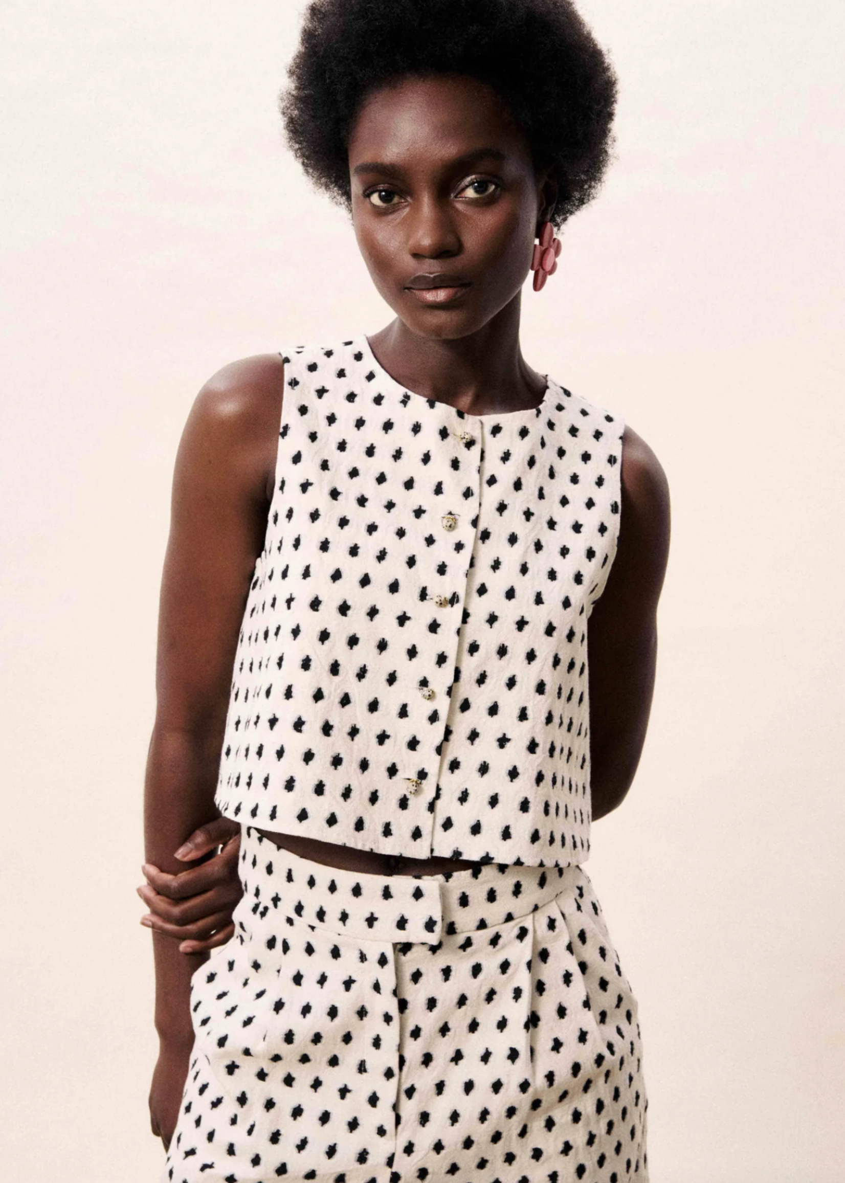 Elitaire Boutique Isolde Vest