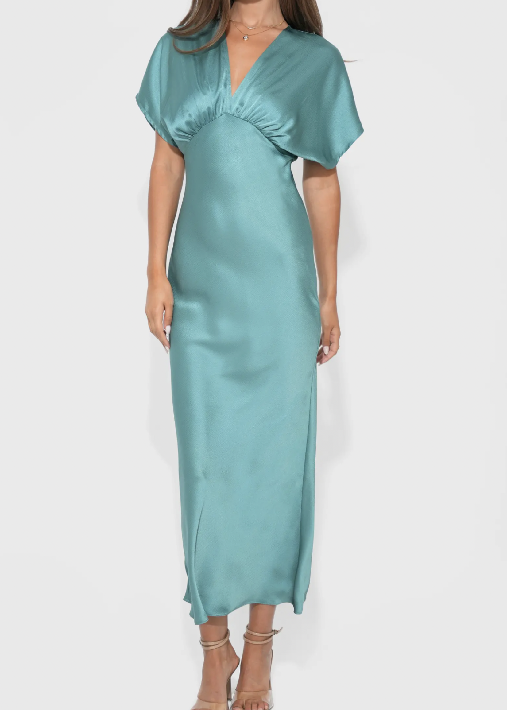 Elitaire Boutique Charlotte Flutter Sleeve Midi Dress