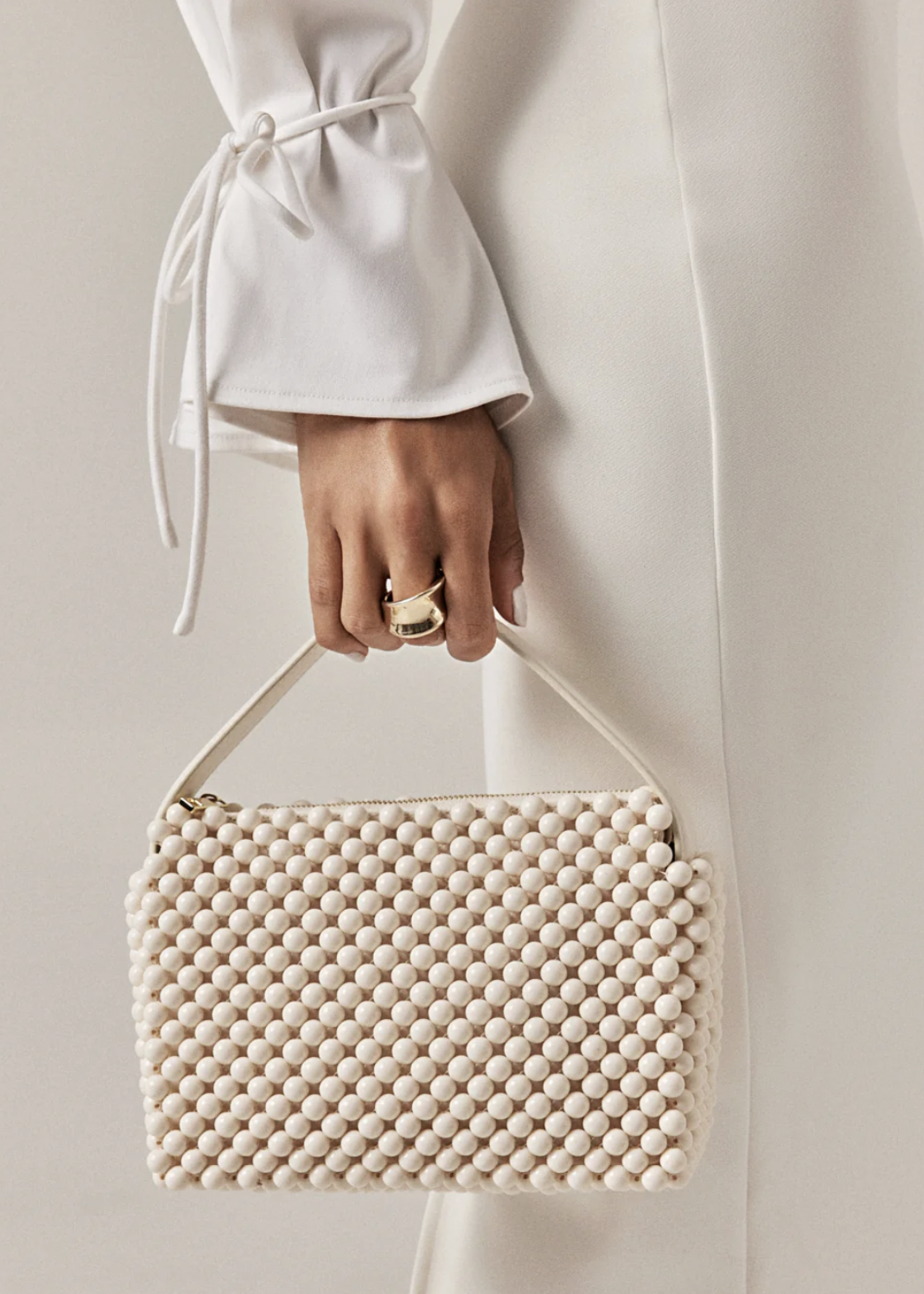 Elitaire Boutique Jeanie Handle Bag