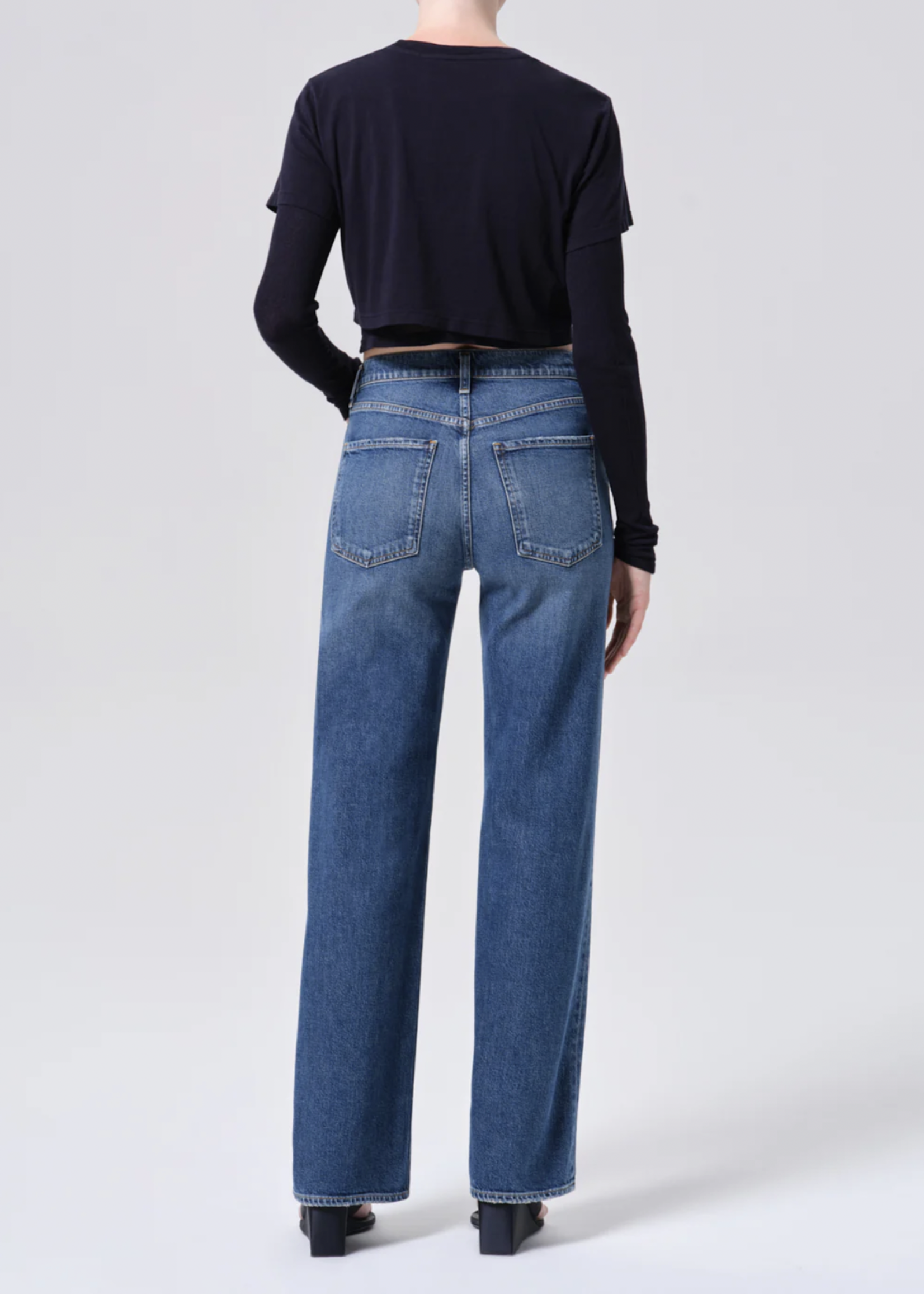 Elitaire Boutique Harper in River