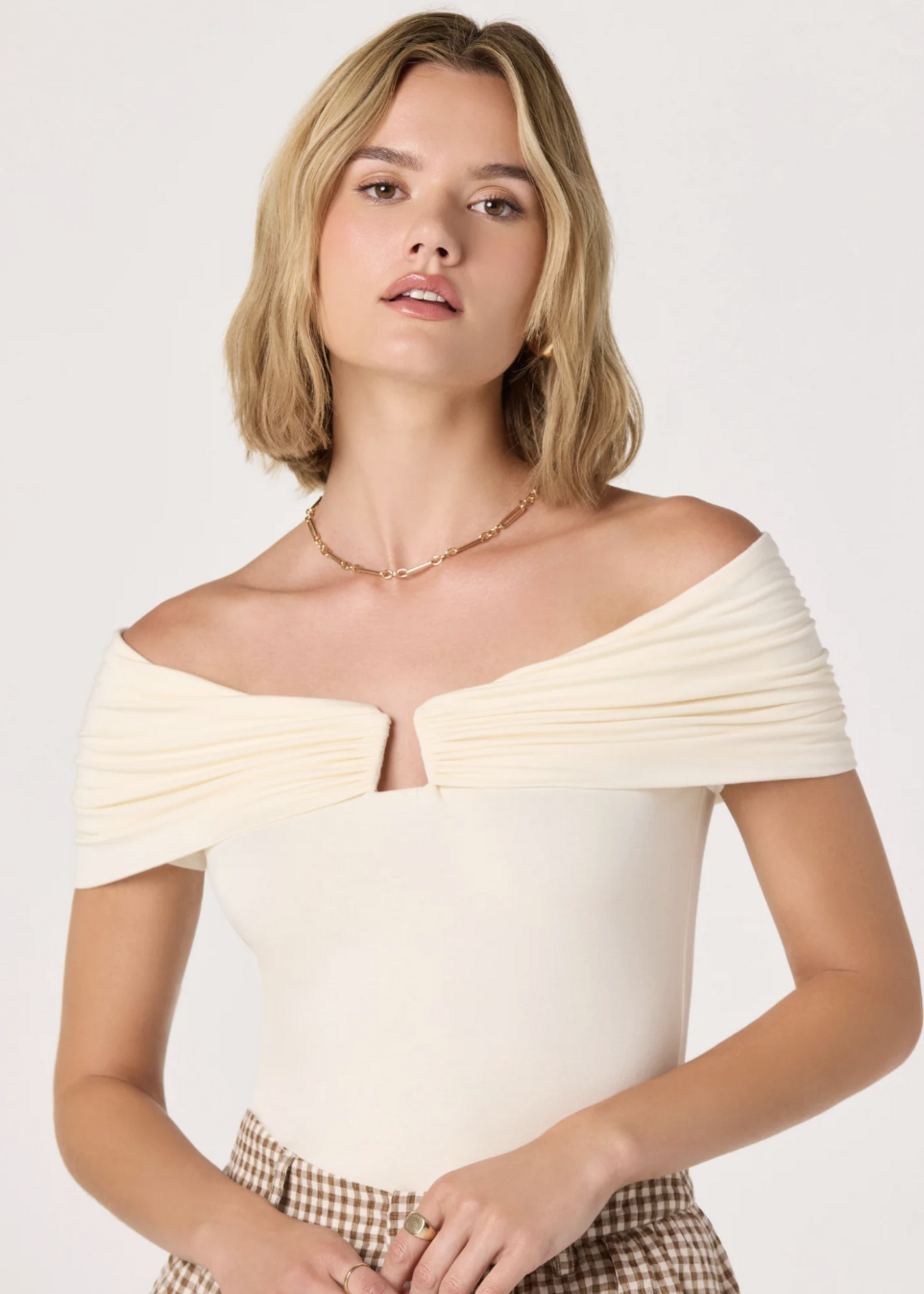 Elitaire Boutique Alba Off Shoulder Top