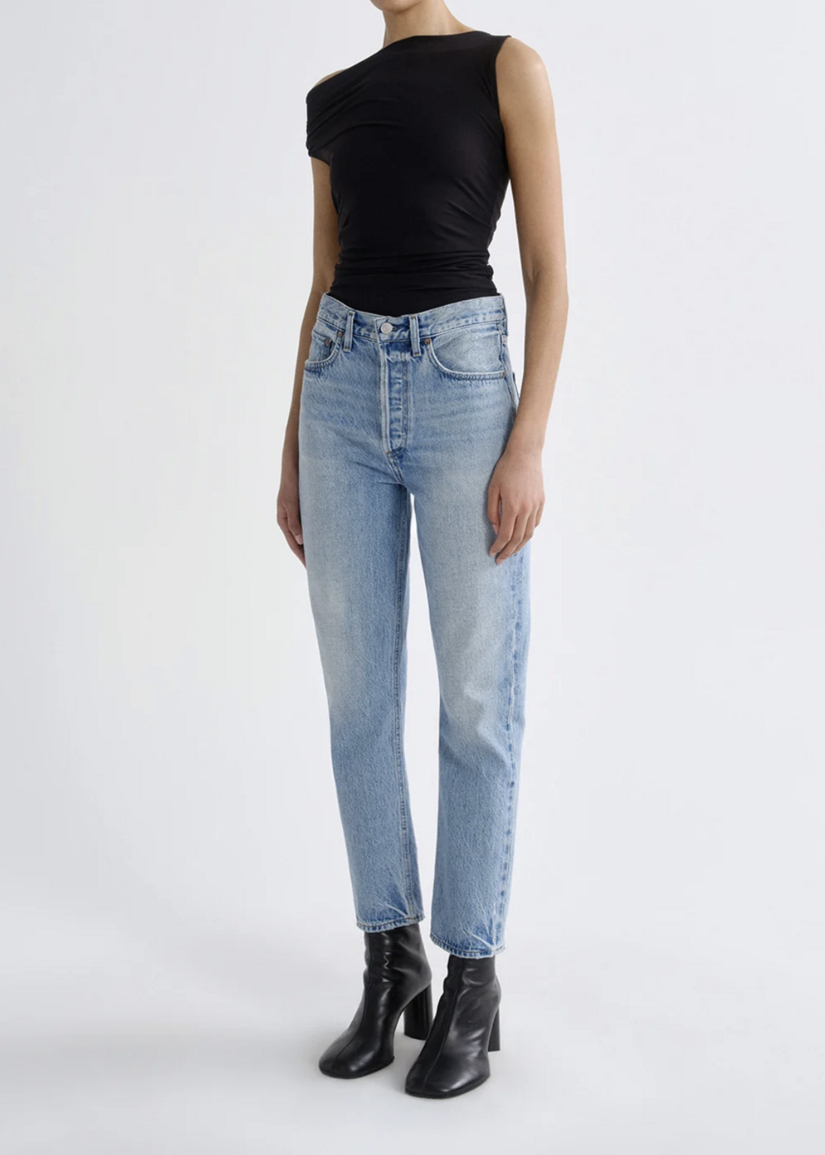 Elitaire Boutique Riley Crop in Stream