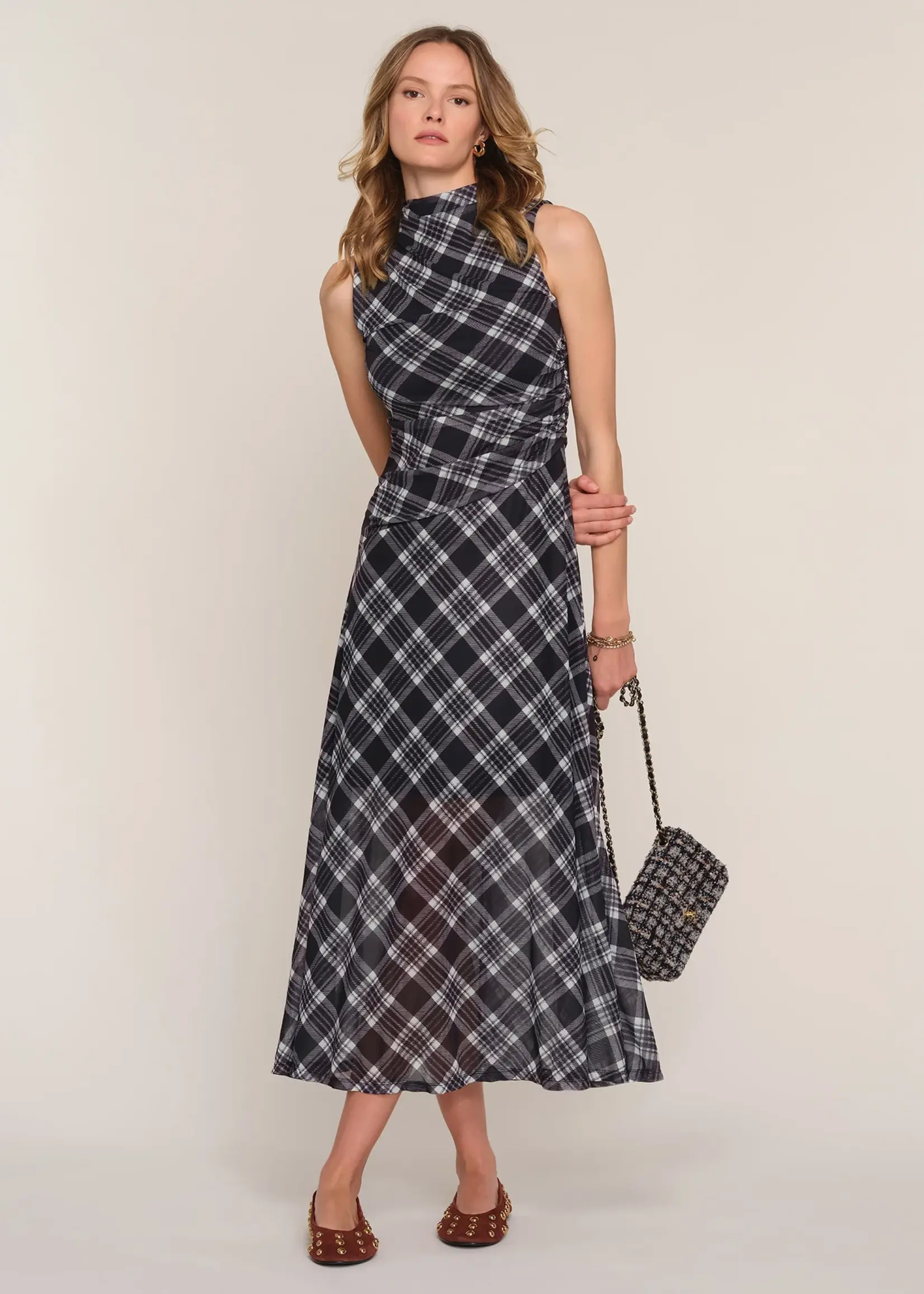 Elitaire Boutique Warren Midi Dress