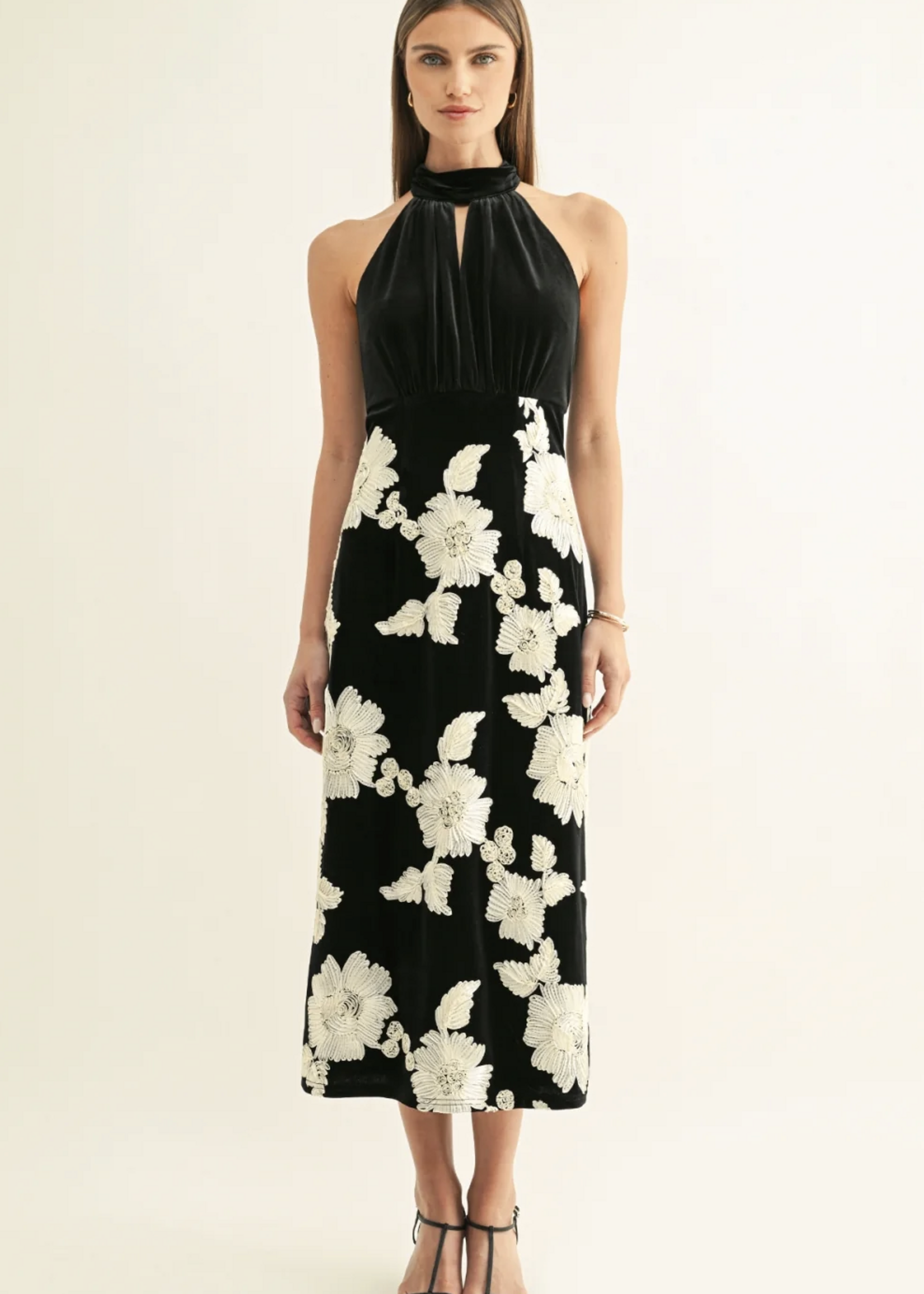 Elitaire Boutique Oaklyn Midi Dress