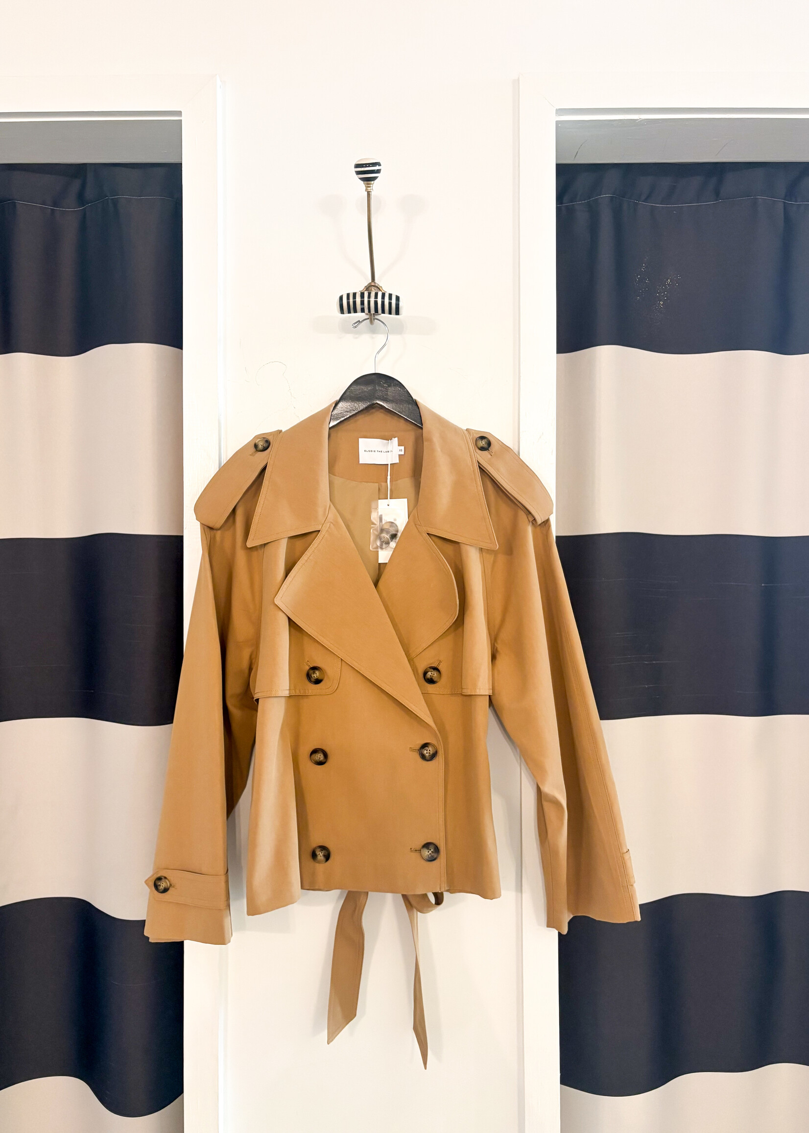 Elitaire Boutique Eleanor Cropped Trench Coat