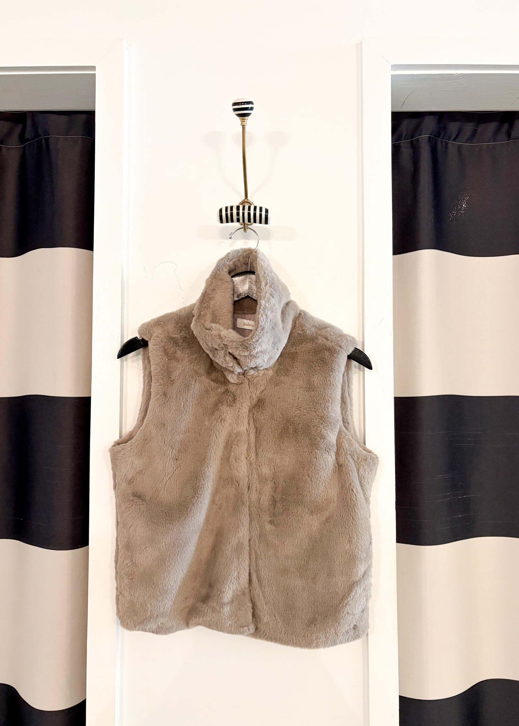 Elitaire Boutique Faux Fur Funnel Neck Vest
