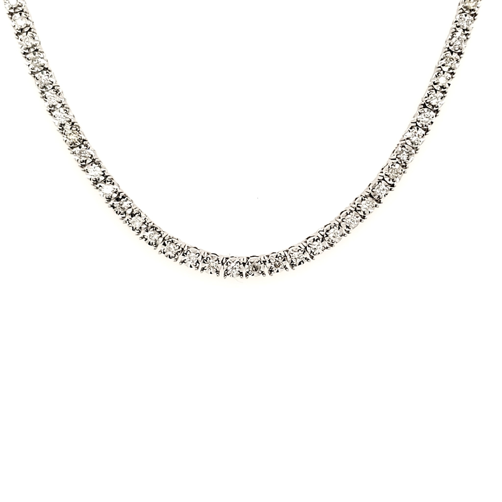 60116 14K. WHITE GOLD 3.31CT DIAMOND NECKLACE WITH ILLUSION SETTINGS