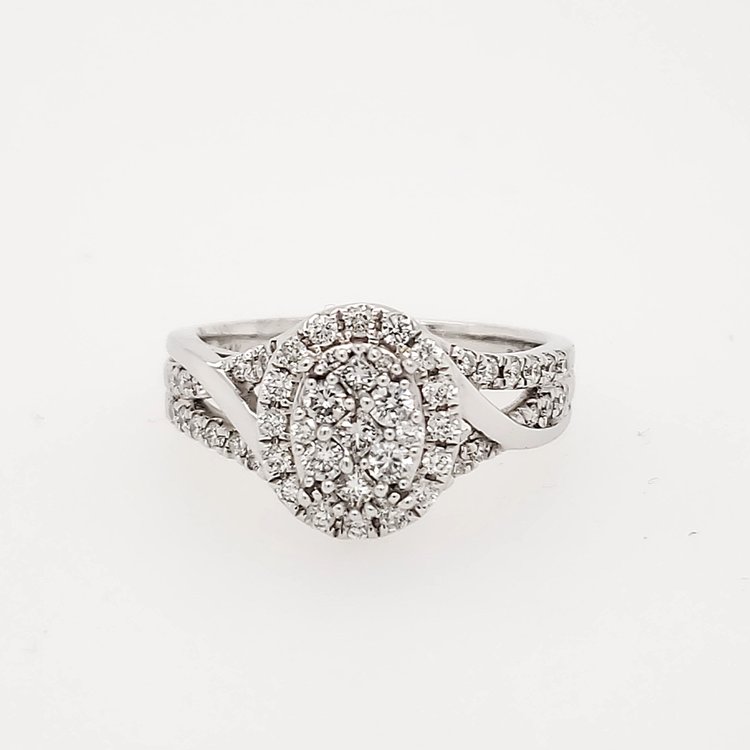 40773 14K WHITE GOLD .75CT OVAL DIAMOND HALO CLUSTER RING DIAMOND BAND