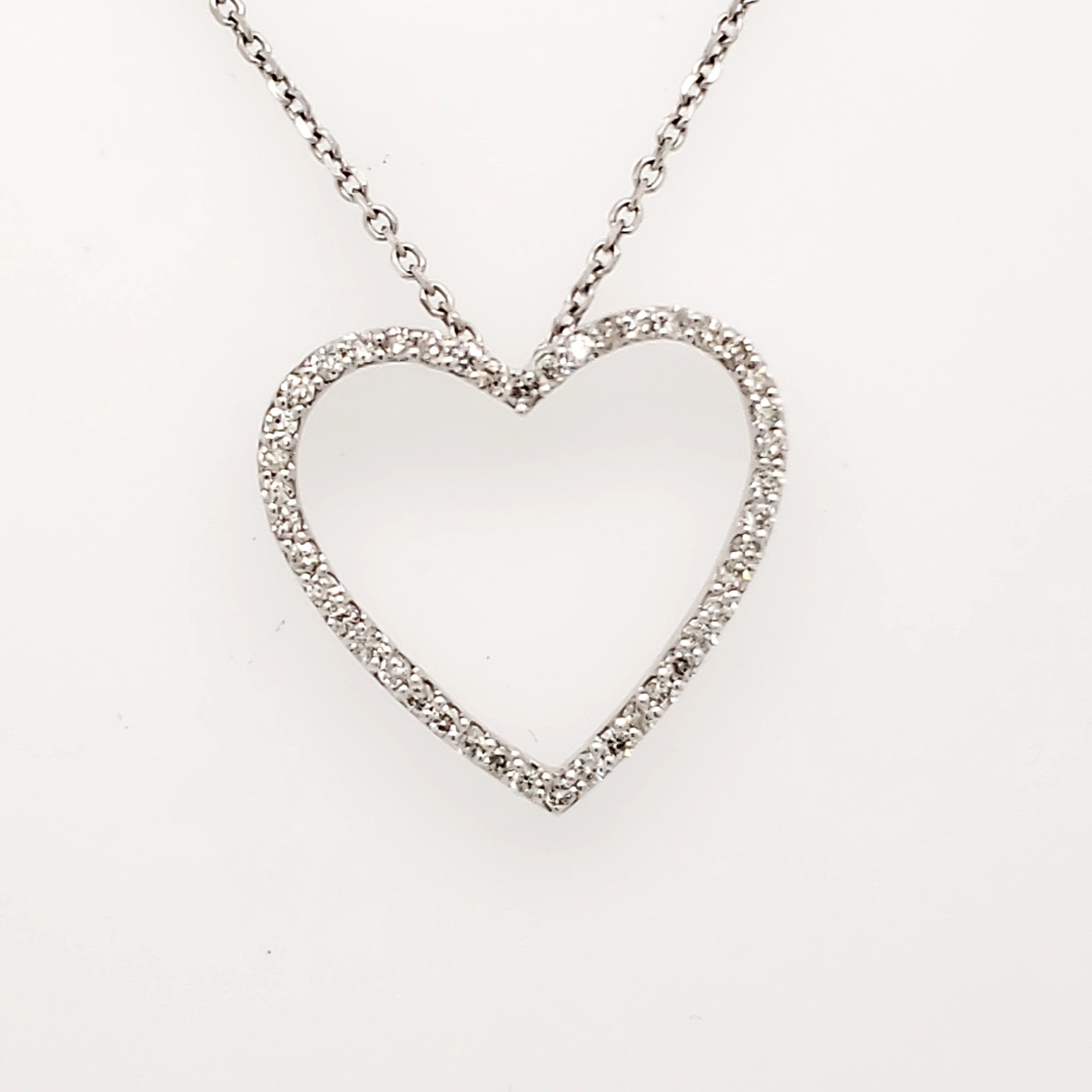 71123 14K WHITE GOLD .75CT DIAMOND OPEN HEART PENDANT