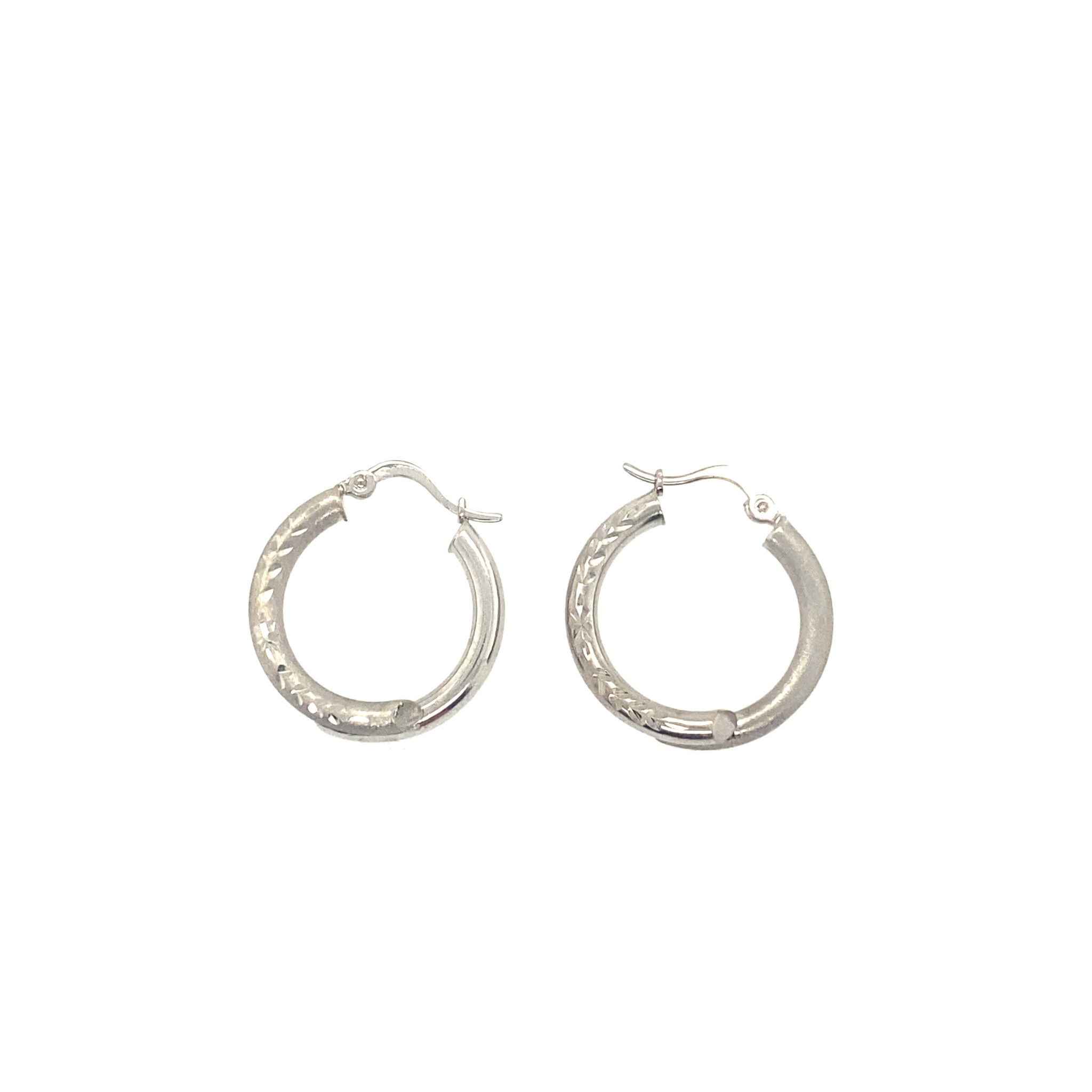 30290 14K 0.75'' WHITE GOLD OVERLAY DIAMOND CUT AND SATIN FINISHED HOOPS
