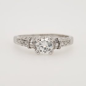 475121 18K WHITE GOLD .73TCW ROUND DIAMOND CENTER  ANTIQUE DESIGN .25TCW MOUNTING ENGAGEMENT RING