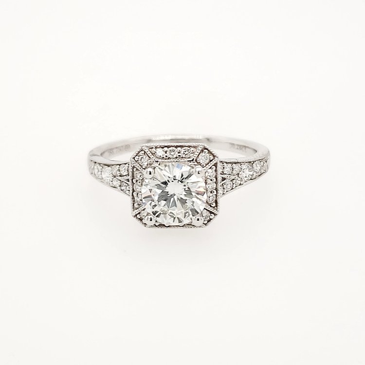 477687 18K WHITE GOLD 1.18TCW  I SI1 ROUND DIAMOND CENTER ART DECO STYLE ENGAGEMENT RING