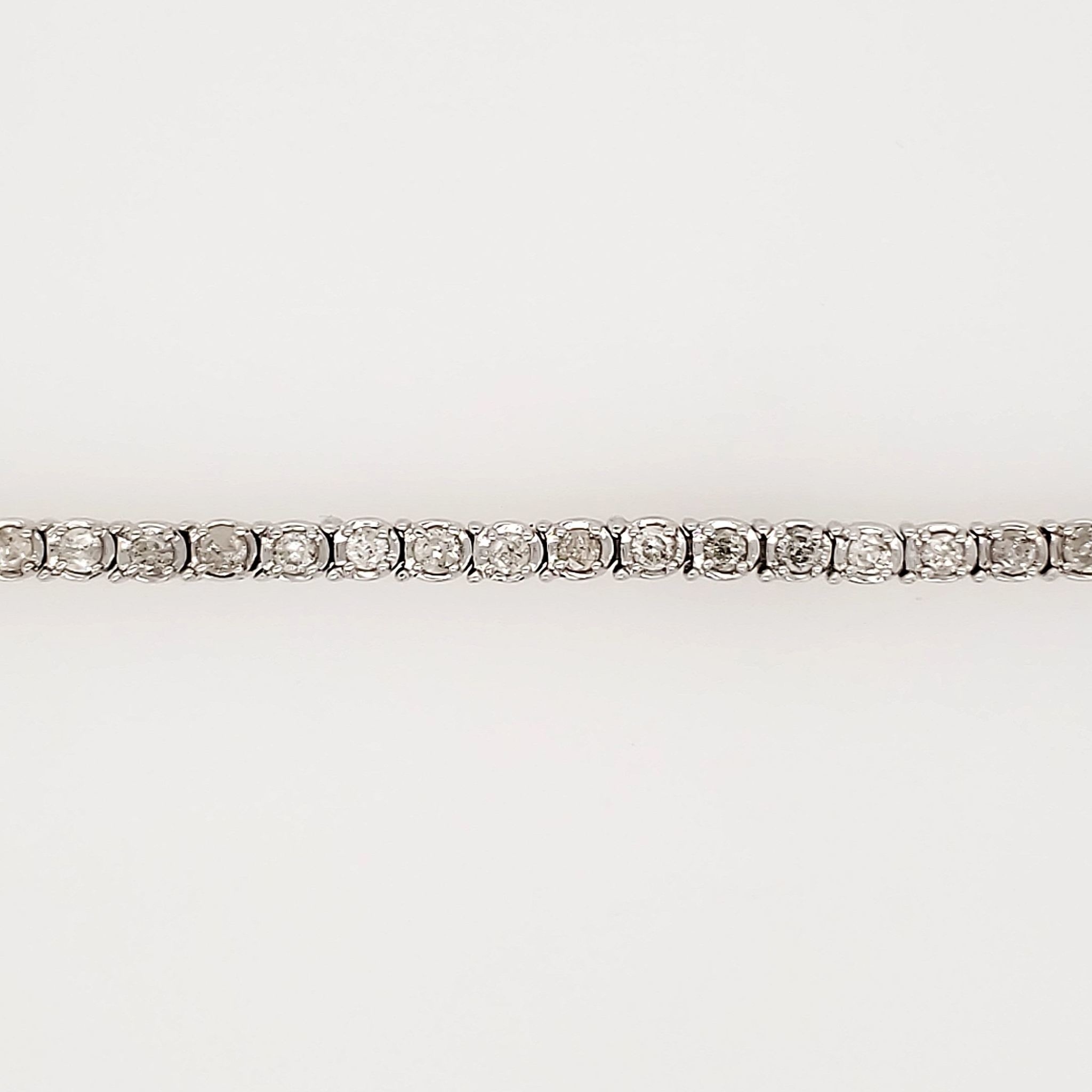 20069 10K WHITE GOLD 2.04CT DIAMOND TENNIS BRACELET
