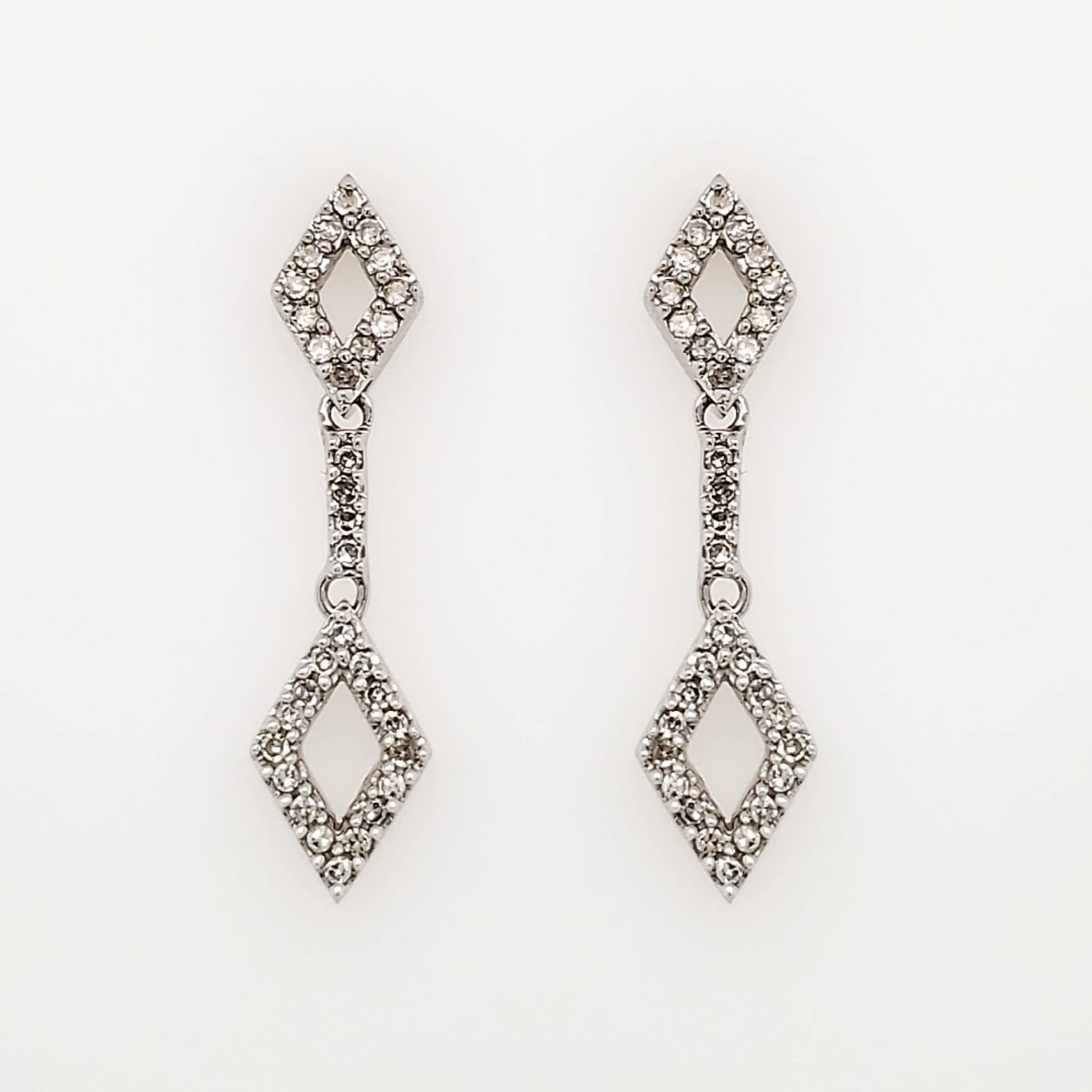 30400 14K WHITE GOLD .25CTW DIAMOND OPEN RHOMBUS SHAPE HANGING EARRINGS
