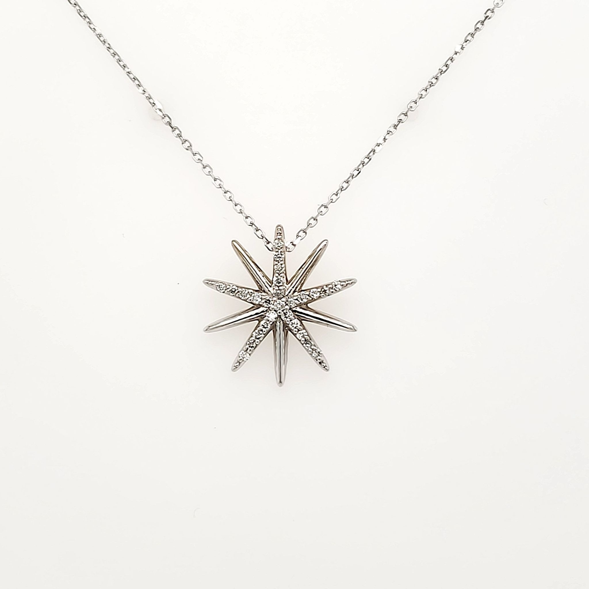 70121 14K WHITE GOLD .13CTW DIAMOND STAR PENDANT NECKLACE