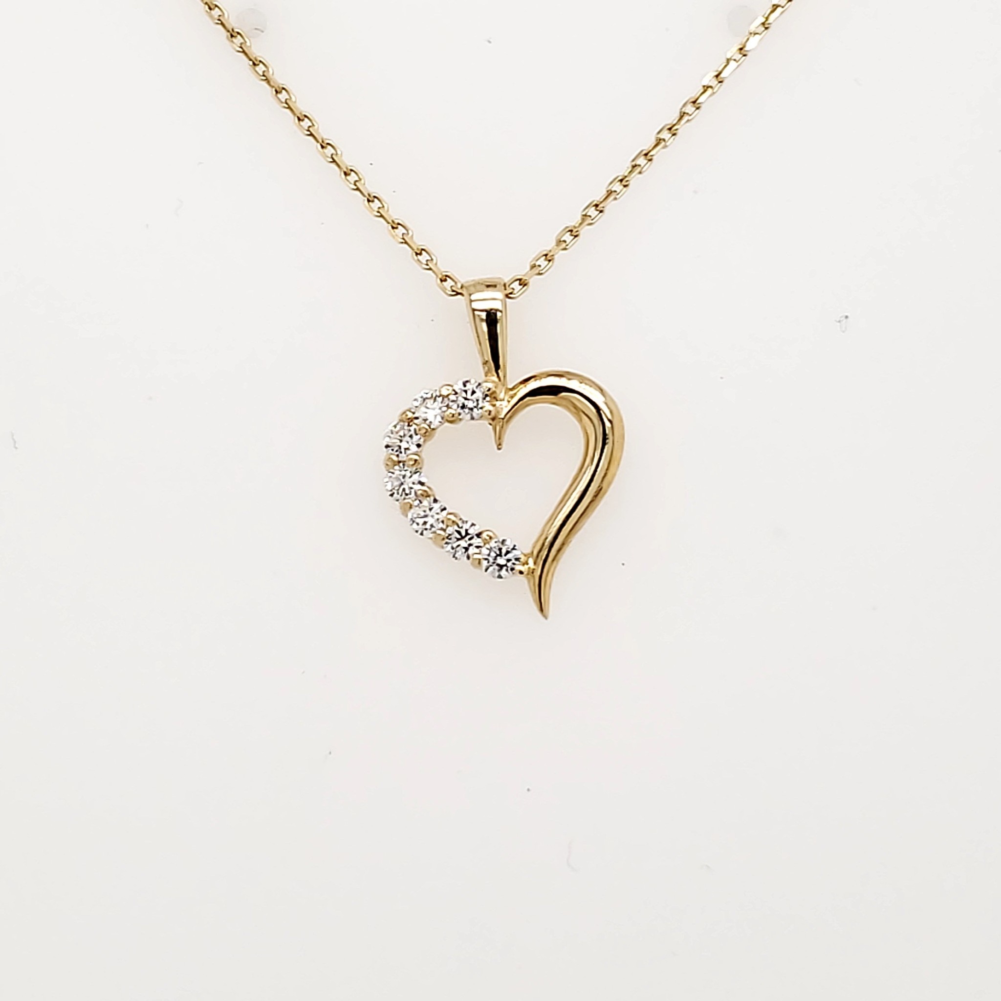 70129 14K YELLOW GOLD HALF HIGH POLISH HALF CUCIB ZIRCONIA HEART NECKLACE