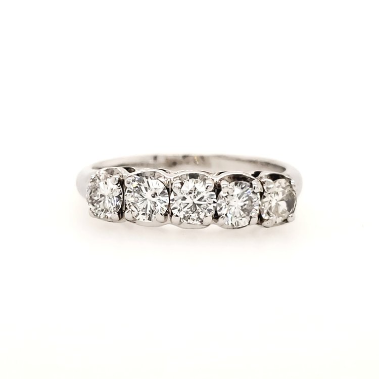 475485 14K WHITE GOLD 1CT 5 DIAMOND COMMON PRONG BAND