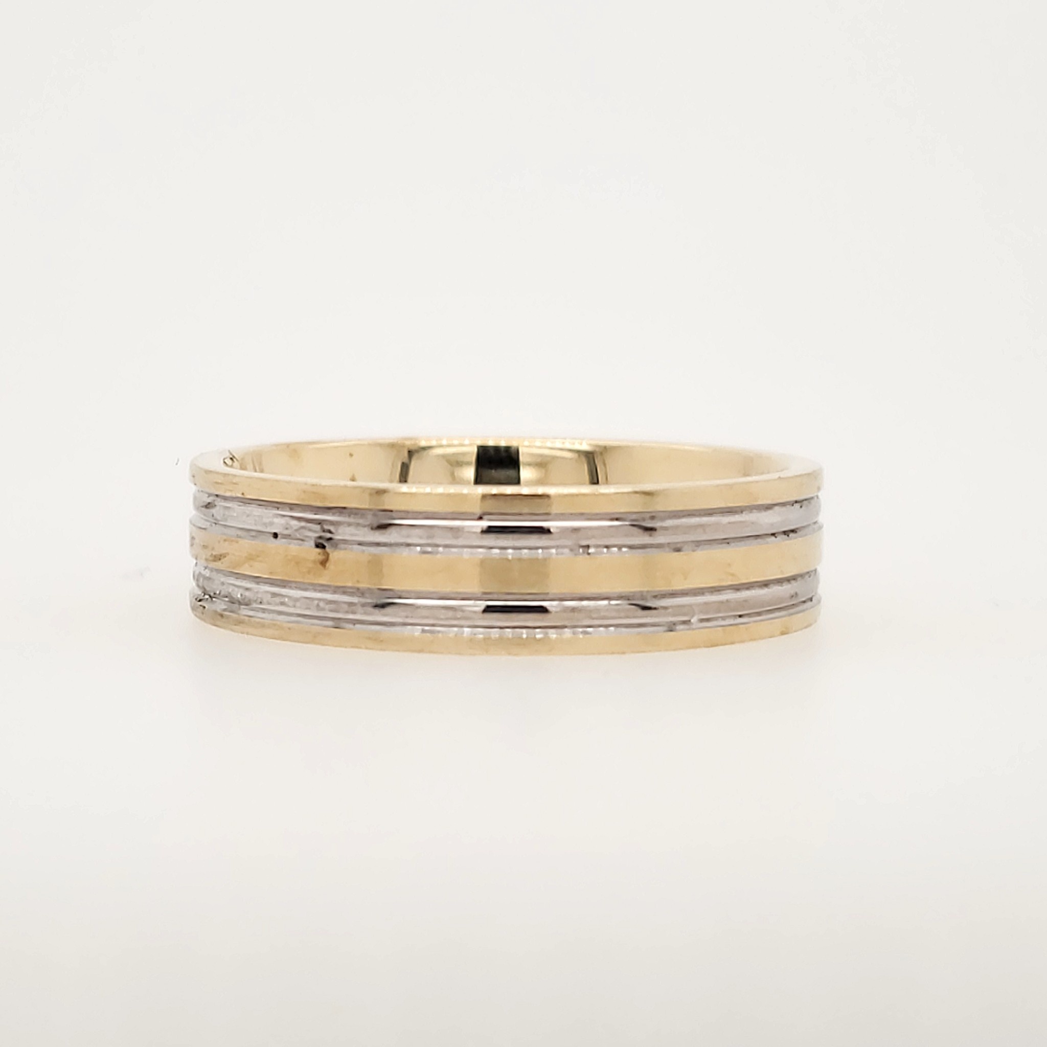 475134 14K 6MM TWO TONE /SATIN WITH INDENTED HIGH POLISHED LINES (SIZE 11)