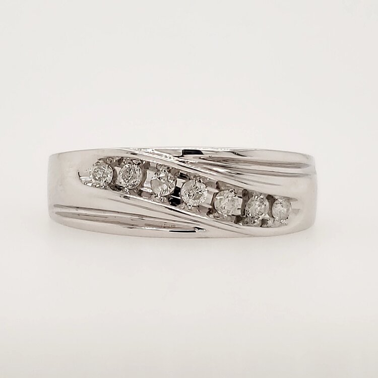 475326 14K WHITE GOLD .25CTW CURVED  CHANNEL SET DIAMOND BAND