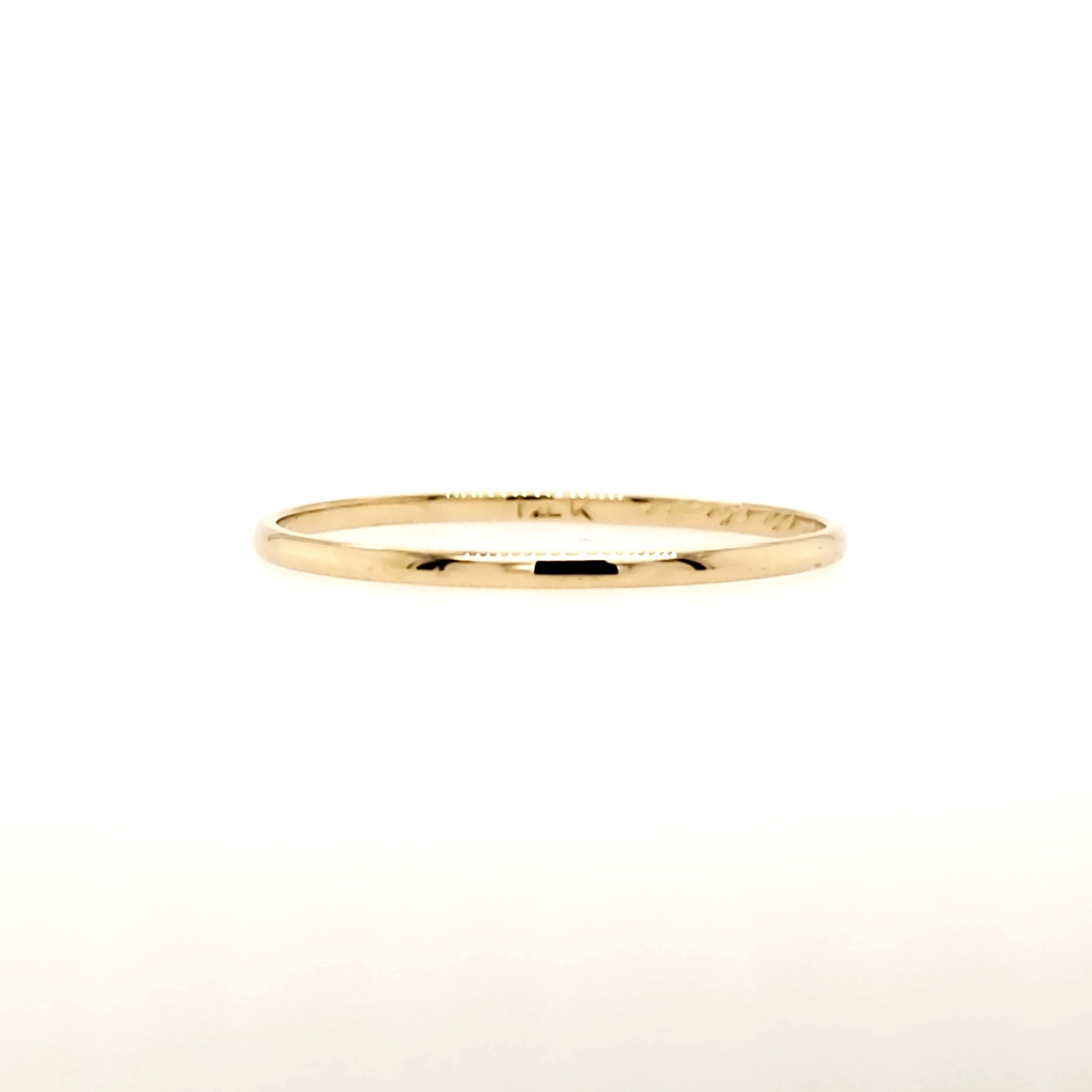 40074 14K YELLOW GOLD THIN BAND (SIZE 7 1/2)