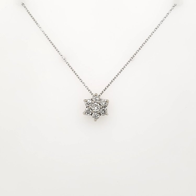 71158 14K WHITE GOLD  .50TCW  DIAMOND FLOWER CLUSTER PENDANT  NECKLACE