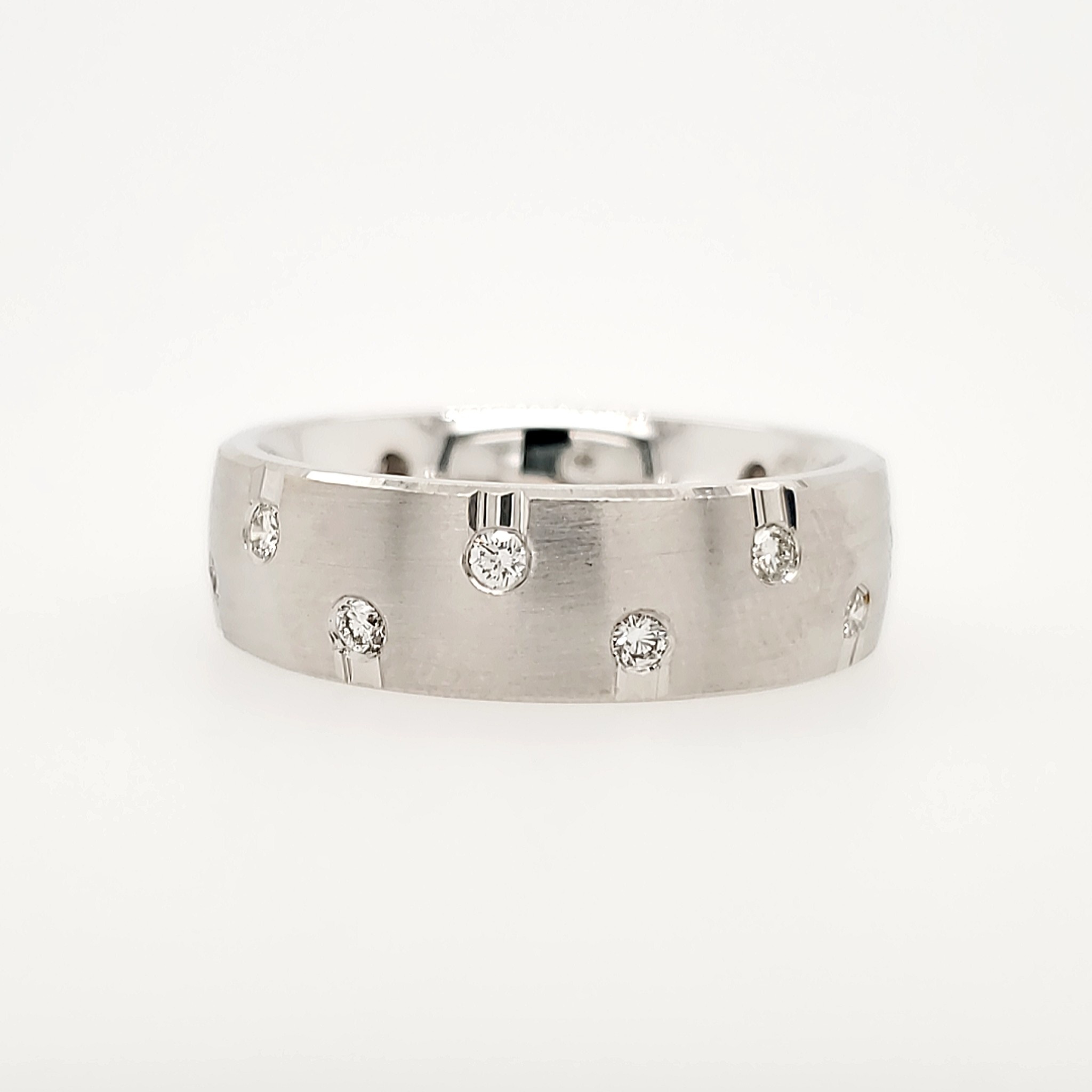 475108 7MM WHITE GOLD .60CT BURNISH SET DIAMONDS / SATIN FINISH (SIZE 10)