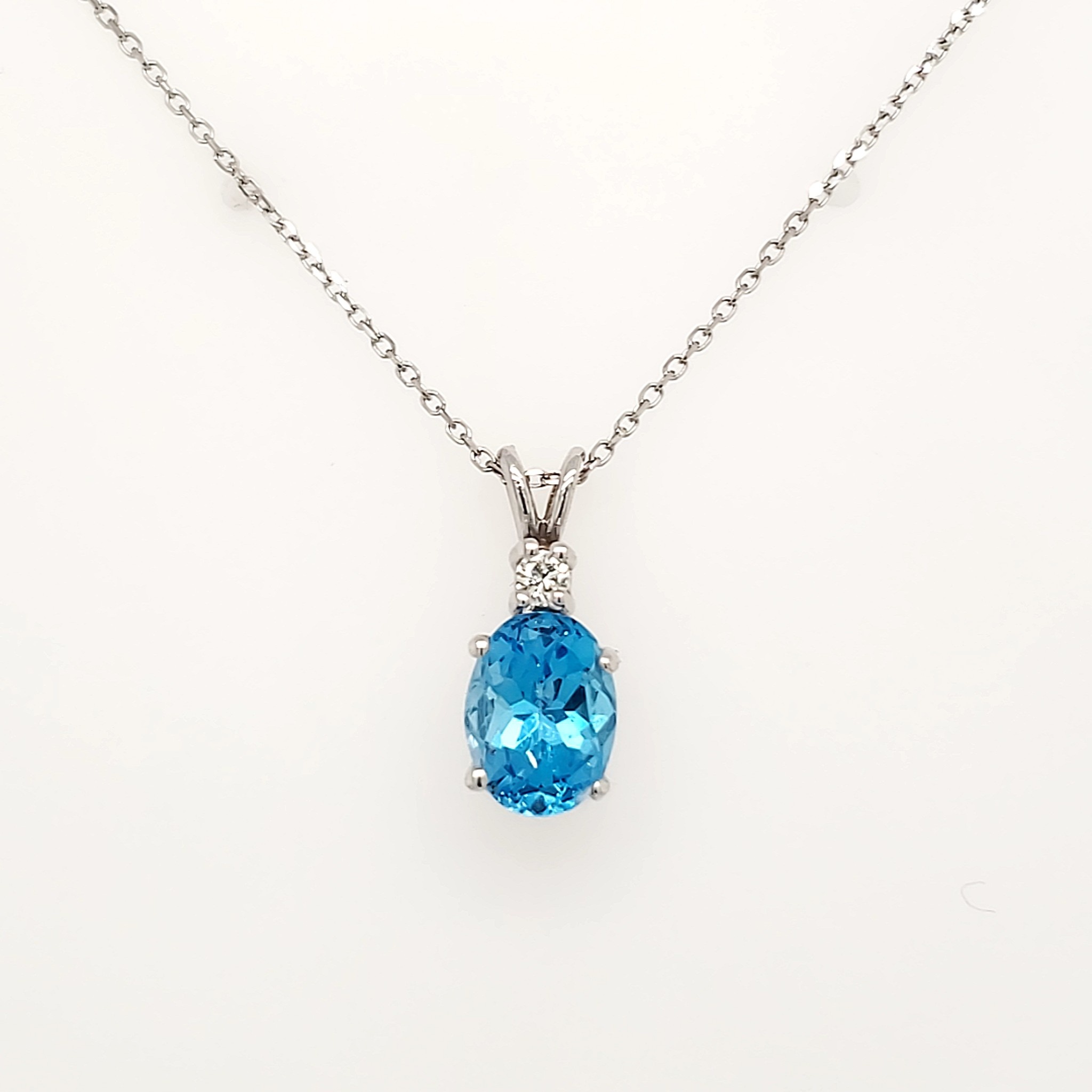 70176 14K WHITE GOLD OVAL BLUE TOPAZ DIAMOND ON BAIL PENDANT NECKLACE