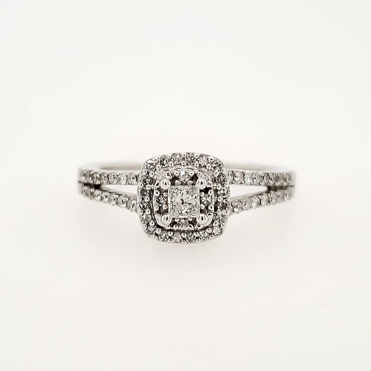 475313 14K WHITE GOLD .36CTW  HALO PRINCESS CUT CENTER WITH SPLIT DIAMOND SHANK  RING