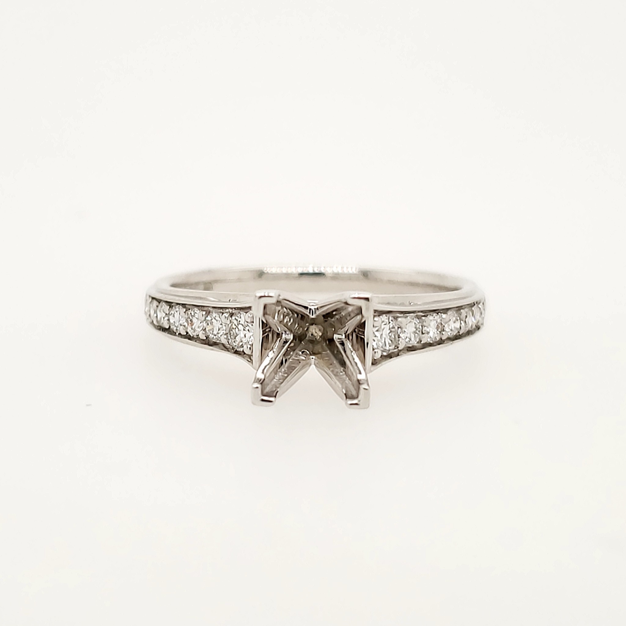 475091 18K WHITE GOLD .24CTW SHARED PRONG ENGAGEMENT RING SETTING