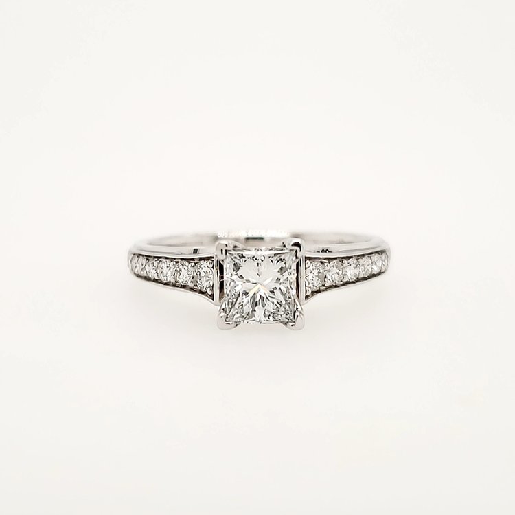 475098 18K WHITE GOLD .74CT G/H SI1 PRINCESS CUT DIAMOND .24CT SETTING ENGAGEMENT RING