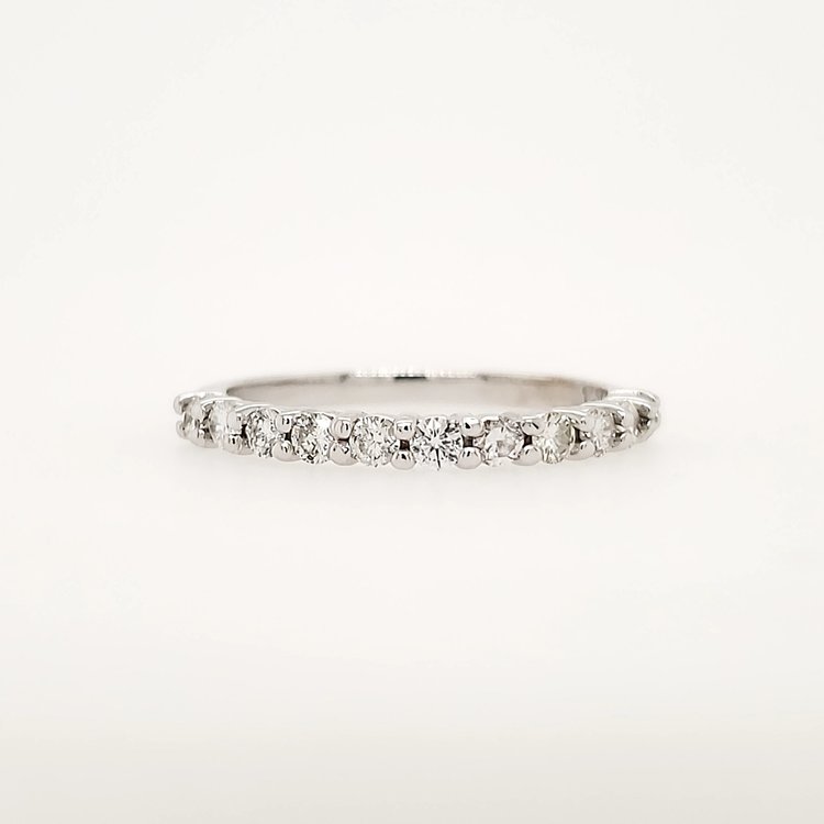 475093 14K WHITE GOLD .38CTW DIAMOND SHARED PRONG WEDDING BAND