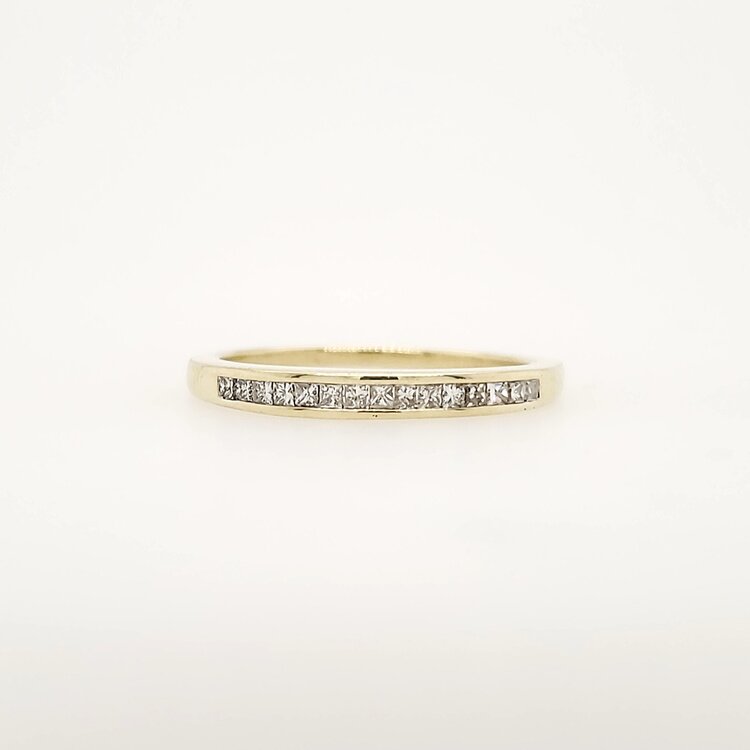 475156 14K YELLOW GOLD .20TCW INVISIBLE SET DIAMOND WEDDING BAND