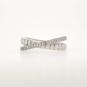 40218 14K WHITE GOLD .20TCW OVERLAP DESIGN BEAD SET DIAMOND RING