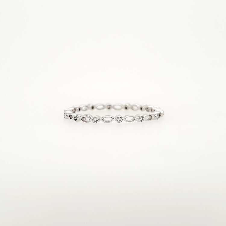40227 10K WHITE GOLD .08TCW LAB GROWN DIAMOND ETERNITY OVAL DESIGN RING