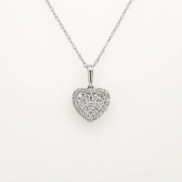 70506 14K WHITE GOLD .25CTW DIAMOND CLUSTER HALO HEART PENDANT SET