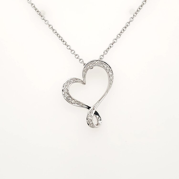 70528 14K WHITE GOLD EFFY  DIAMOND HEART PENDANT NECKLACE