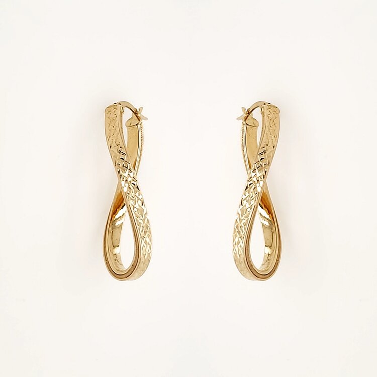 30984 14K YELLOW GOLD 1.35" 3.15MM  OVAL TWISTED DIAMOND CUT HOOPS