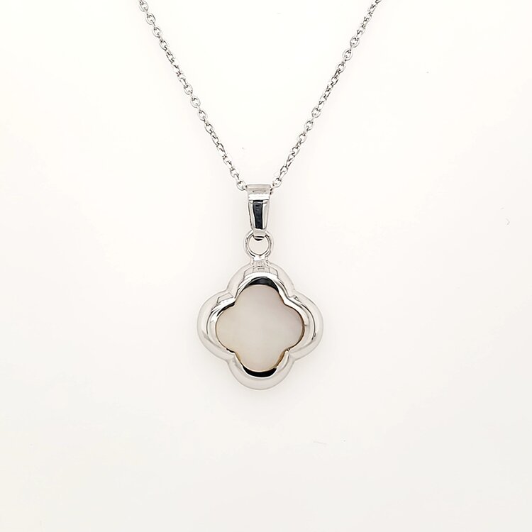 80307 STERLING SILVER MOTHER OF PEARL CLOVER PENDANT NECKLACE